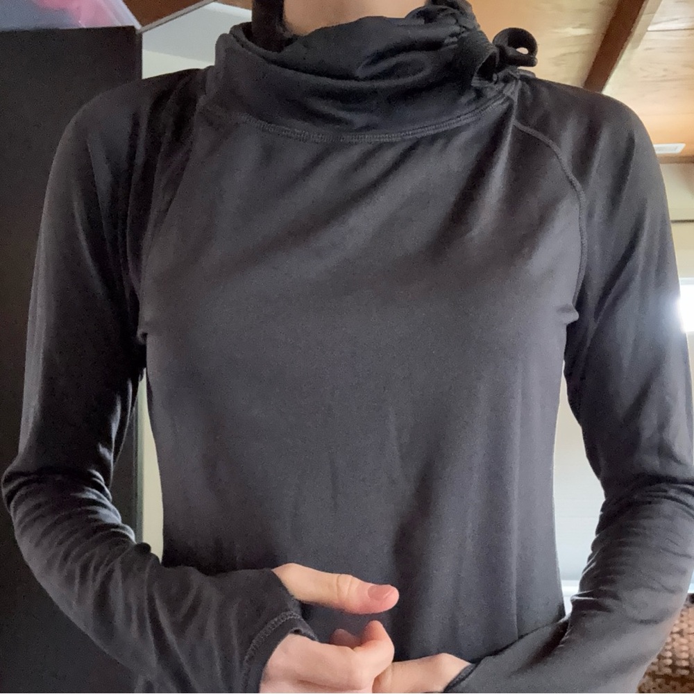 Level 99 thermal fleece cowl neck with thumb holes